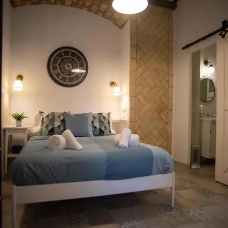 Gades Ha Loft Cadiz